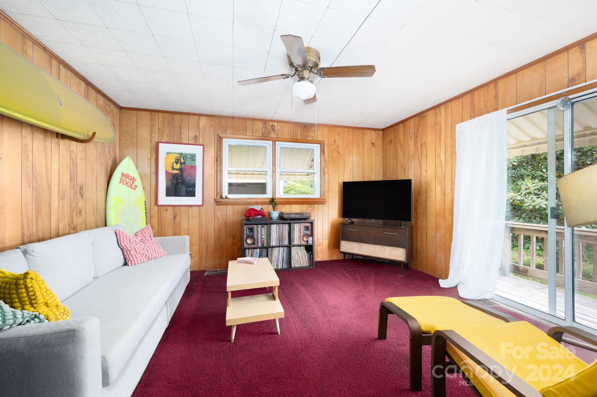 186 Vermont Avenue Asheville NC 28806