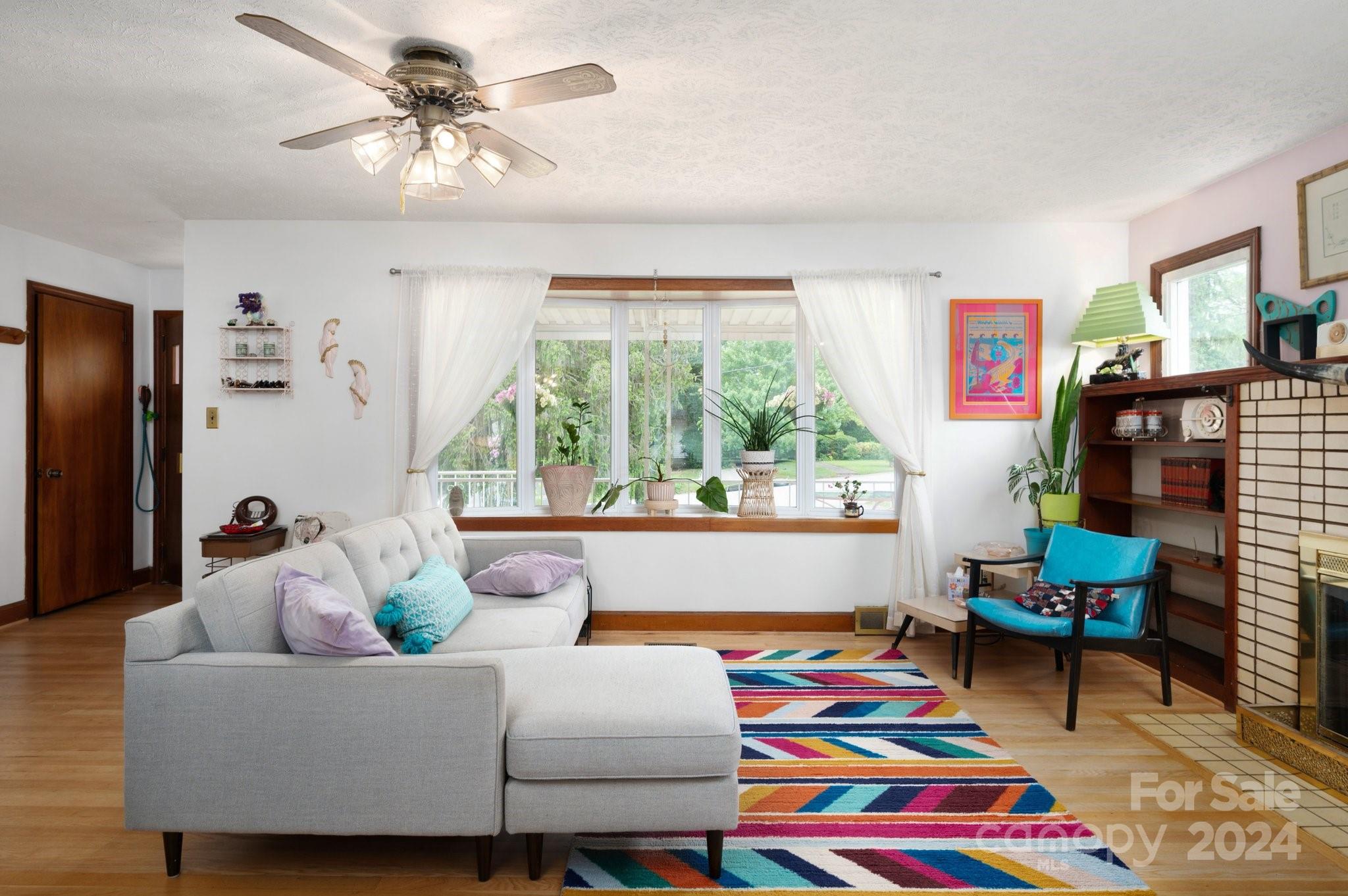 186 Vermont Avenue Asheville NC 28806