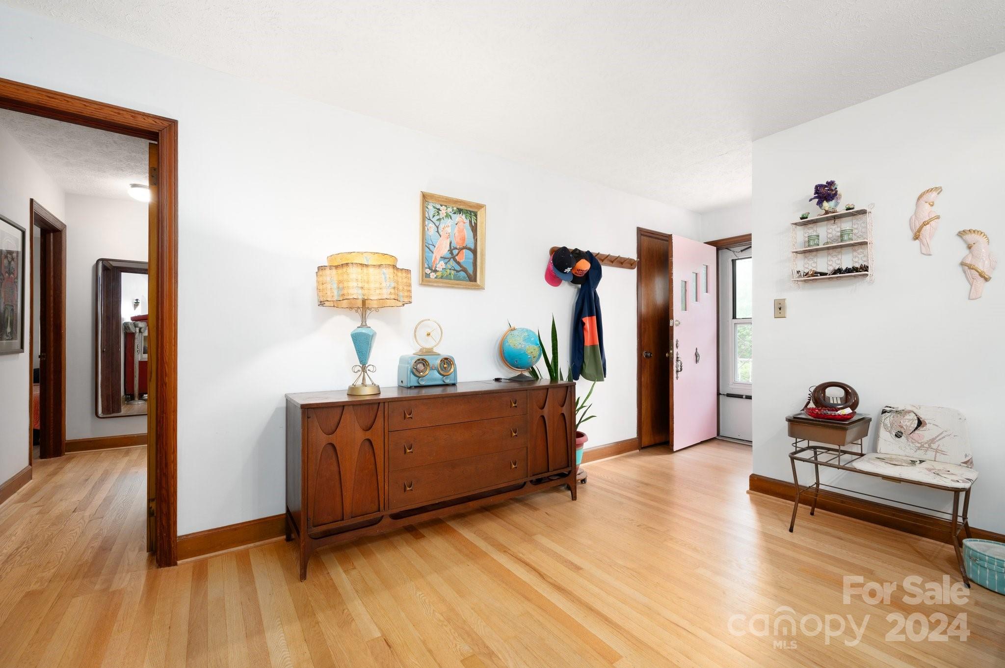 186 Vermont Avenue Asheville NC 28806