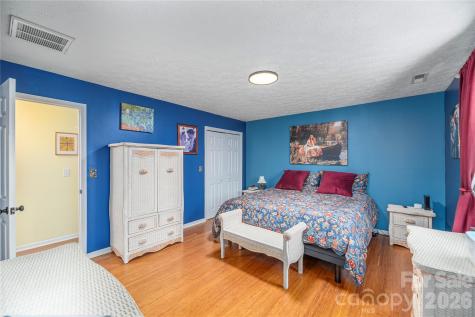 330 Woody Lane Asheville NC 28804