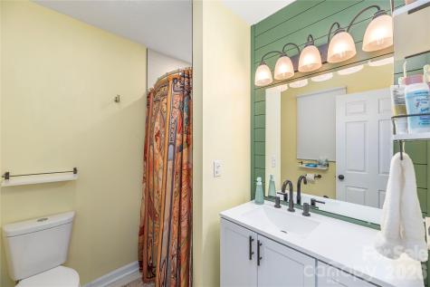 330 Woody Lane Asheville NC 28804