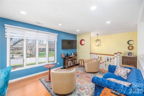 330 Woody Lane Asheville NC 28804