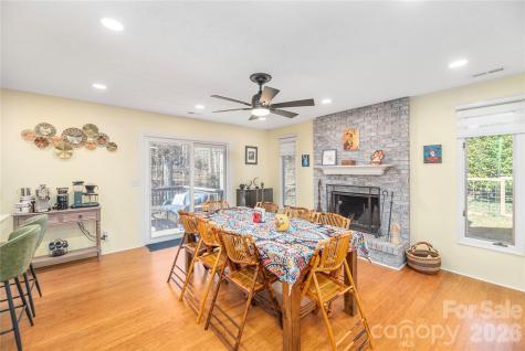 330 Woody Lane Asheville NC 28804