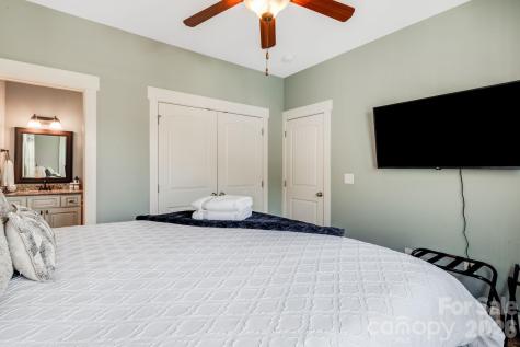 20 Byrdcliffe Lane Asheville NC 28805