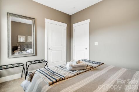 20 Byrdcliffe Lane Asheville NC 28805