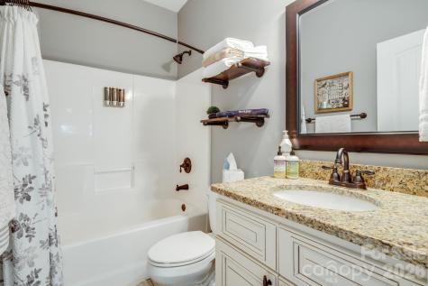 20 Byrdcliffe Lane Asheville NC 28805