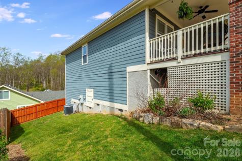 20 Byrdcliffe Lane Asheville NC 28805