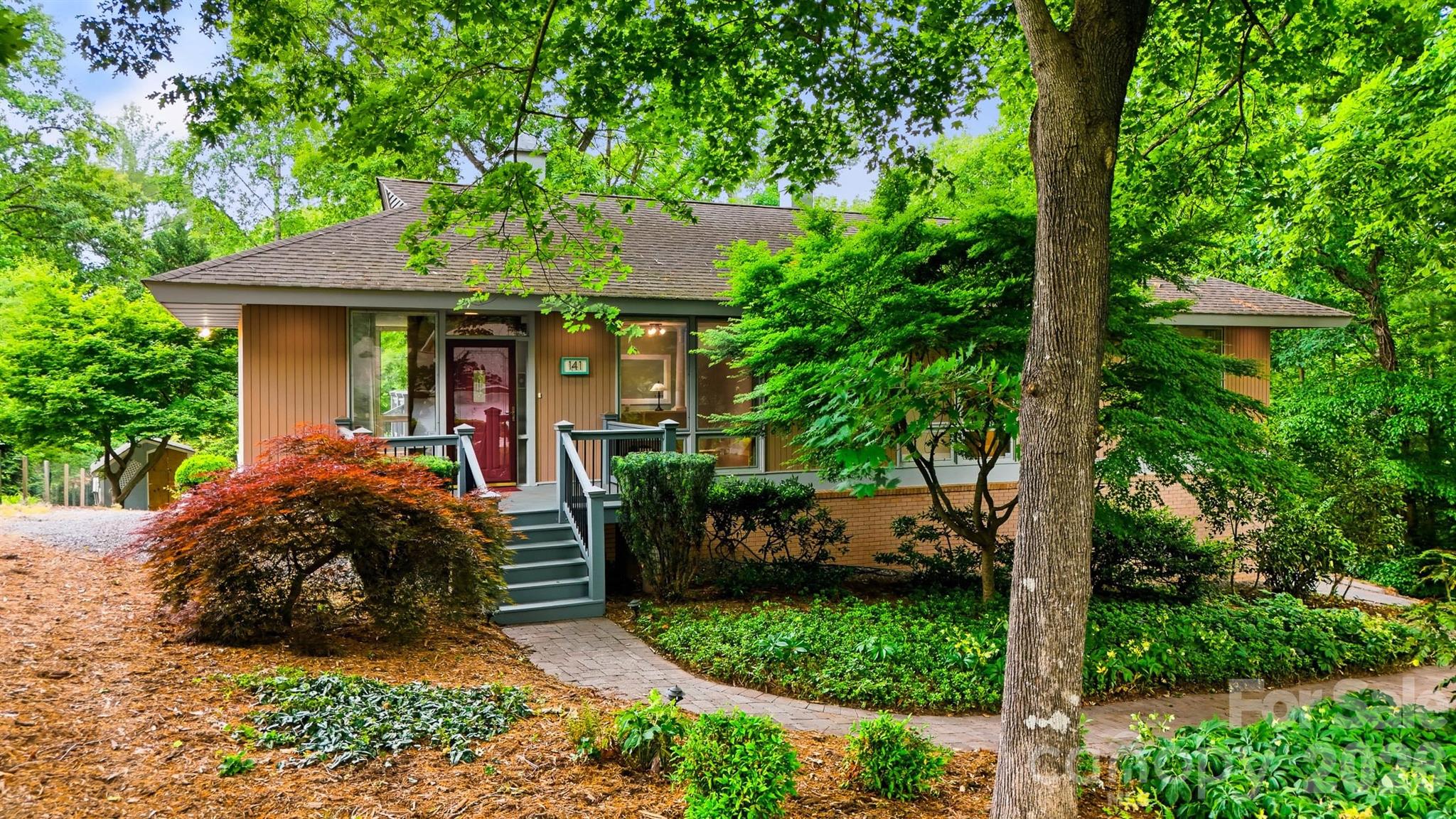 141 36th Avenue NW Hickory NC 28601