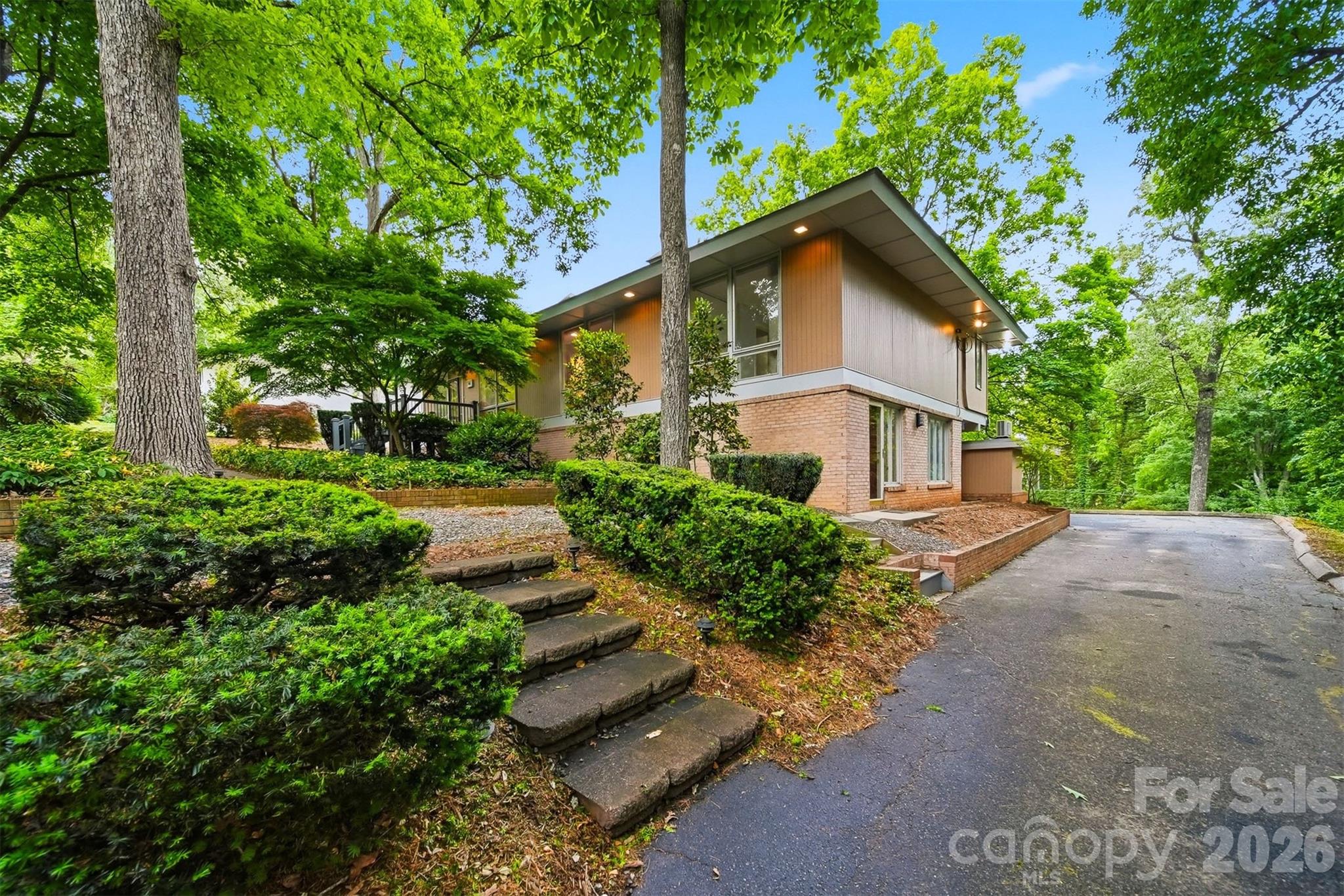 141 36th Avenue NW Hickory NC 28601