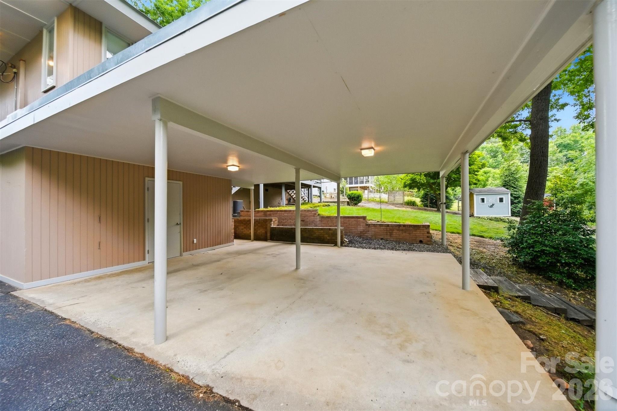 141 36th Avenue NW Hickory NC 28601