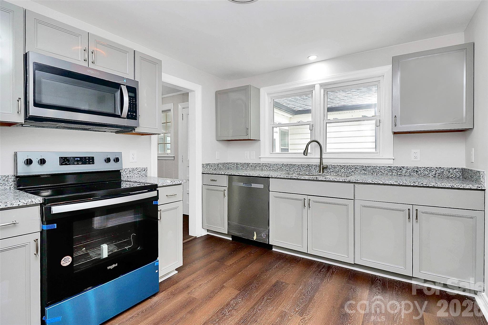 5726 Oak Drive Charlotte NC 28216