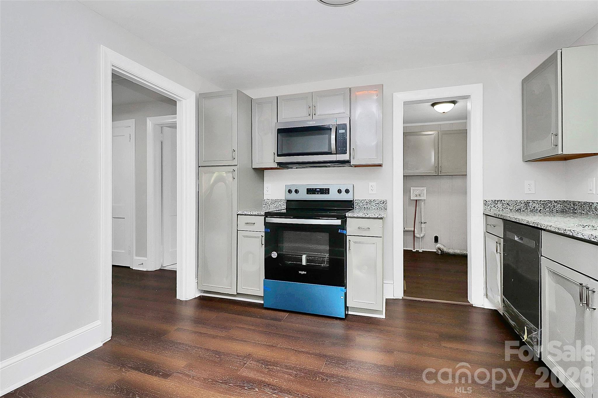 5726 Oak Drive Charlotte NC 28216