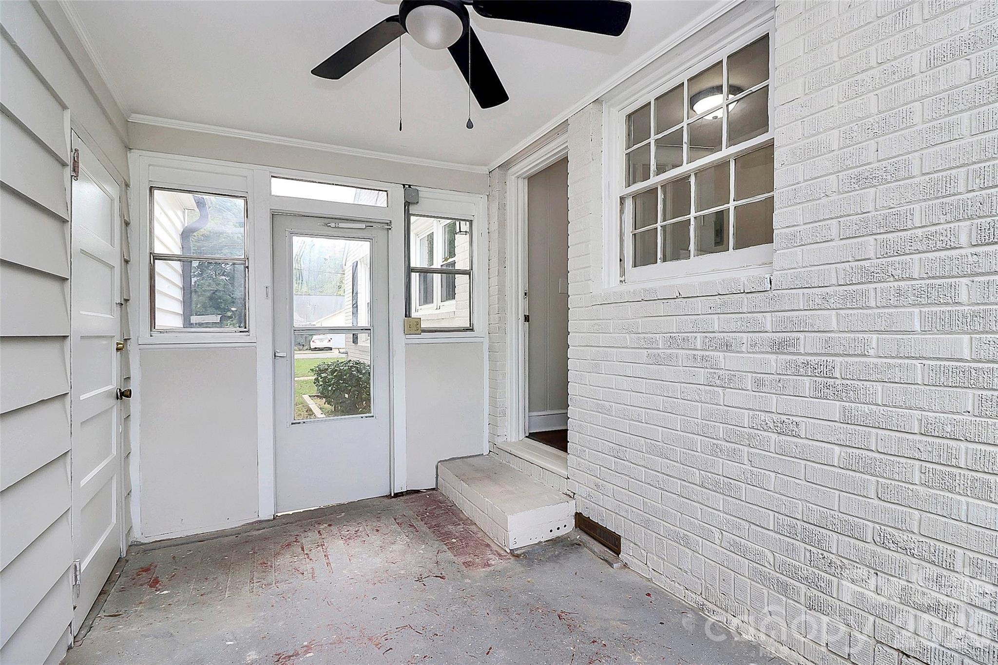 5726 Oak Drive Charlotte NC 28216