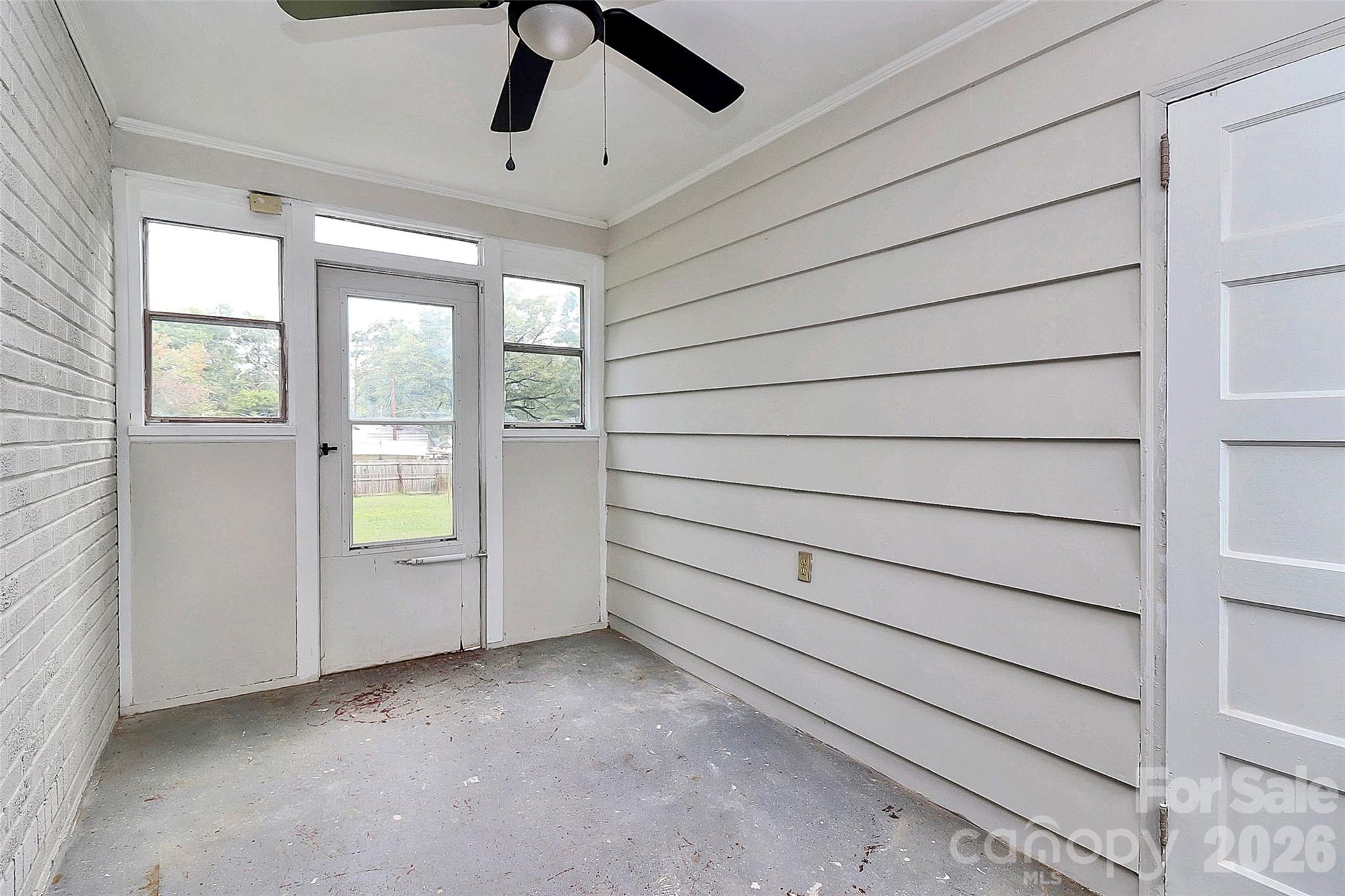 5726 Oak Drive Charlotte NC 28216