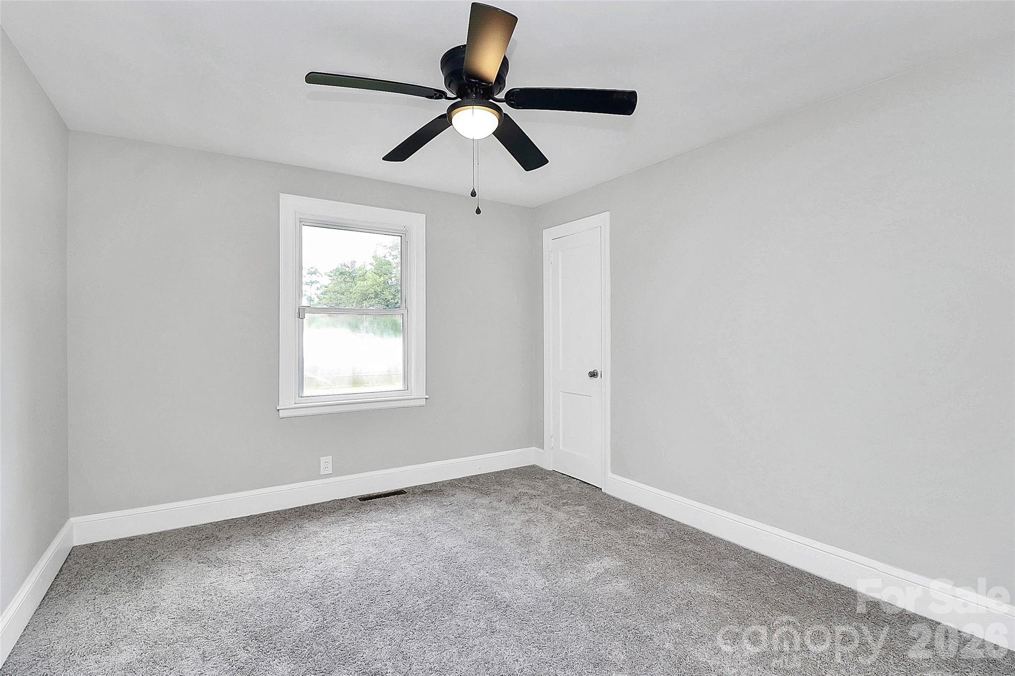 5726 Oak Drive Charlotte NC 28216