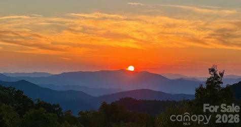 27 Indianola Lane Bryson City NC 28713