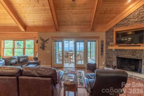 27 Indianola Lane Bryson City NC 28713