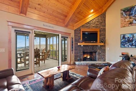 27 Indianola Lane Bryson City NC 28713