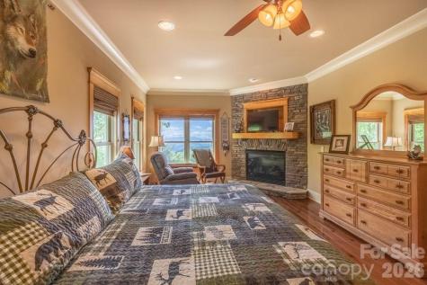 27 Indianola Lane Bryson City NC 28713