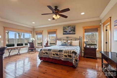 27 Indianola Lane Bryson City NC 28713