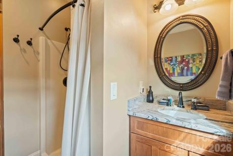 27 Indianola Lane Bryson City NC 28713