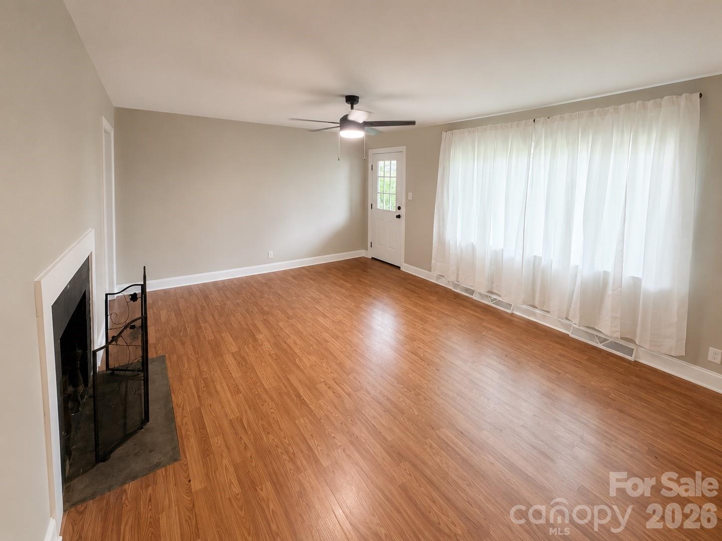 330 W 27th Street Newton NC 28625