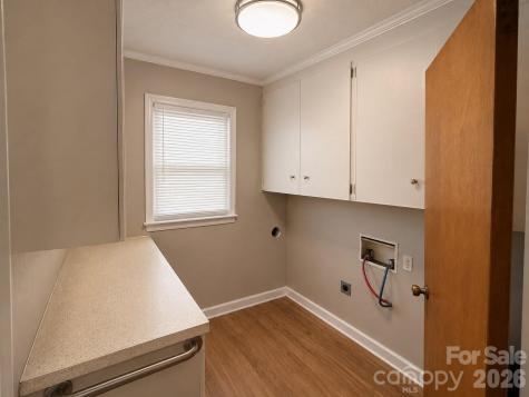 330 W 27th Street Newton NC 28625