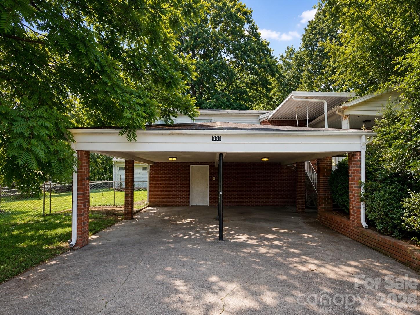 330 W 27th Street Newton NC 28625