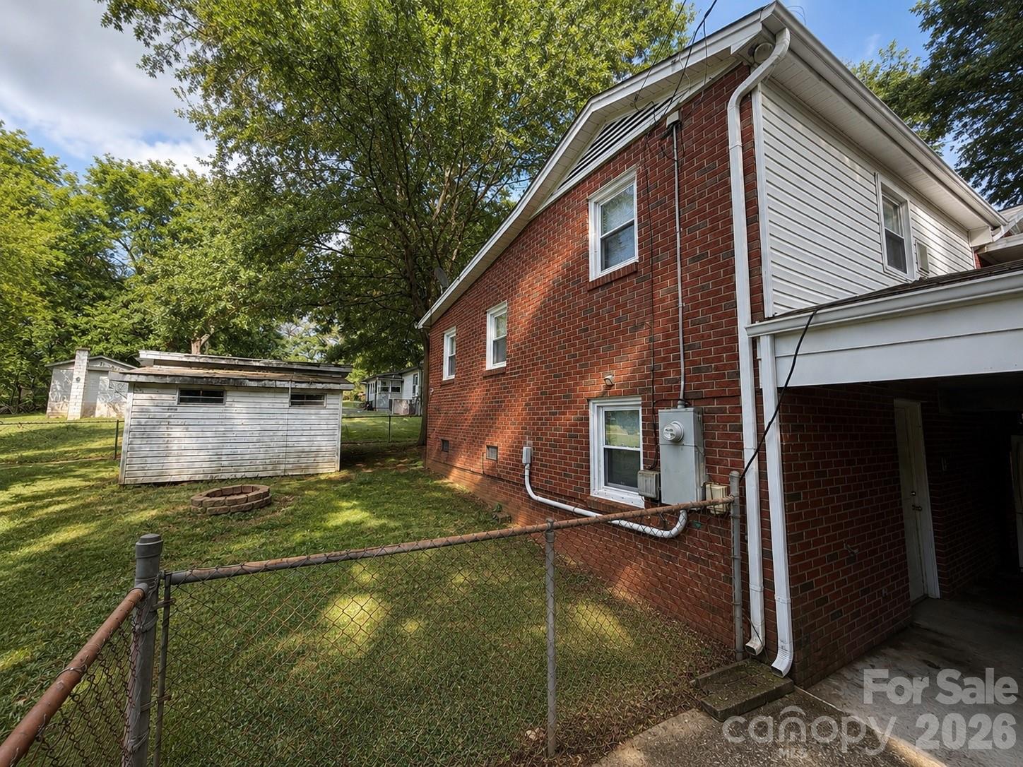330 W 27th Street Newton NC 28625