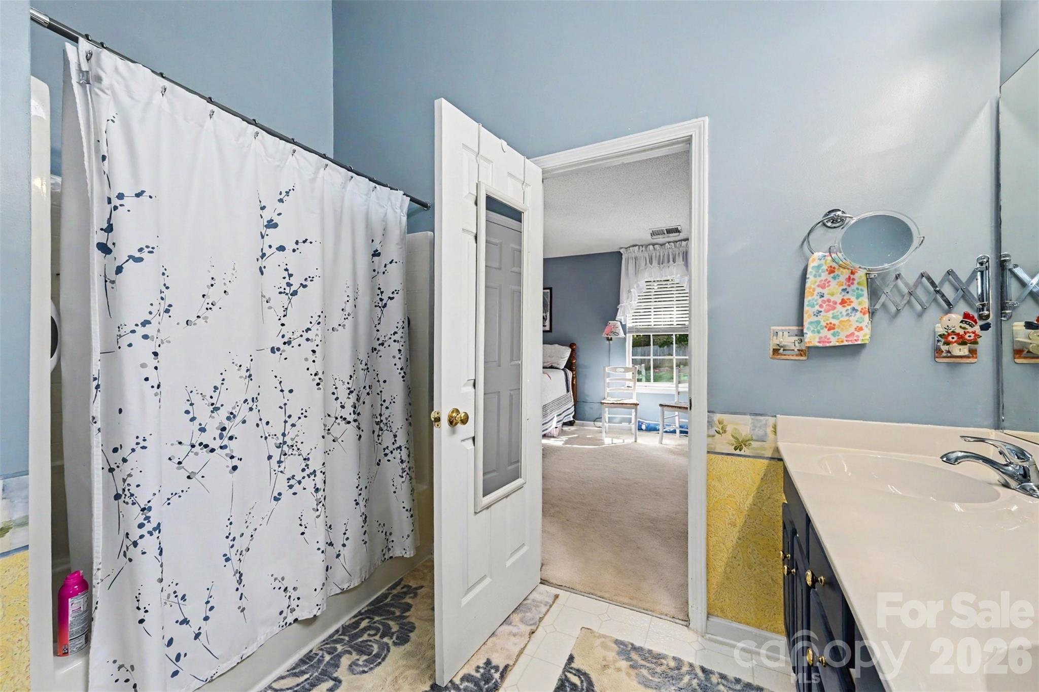 12323 Poplar Forest Drive Charlotte NC 28278