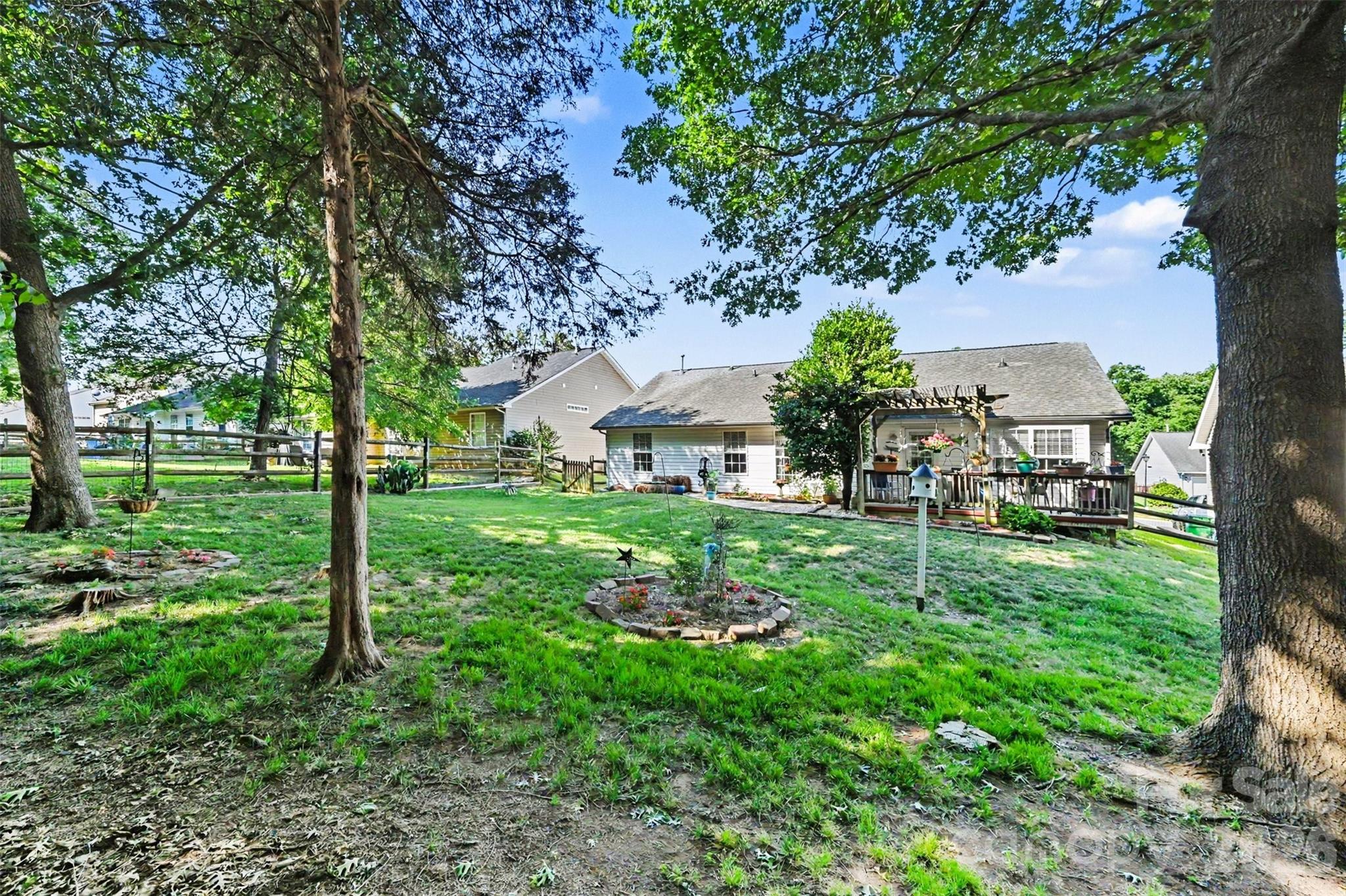 12323 Poplar Forest Drive Charlotte NC 28278