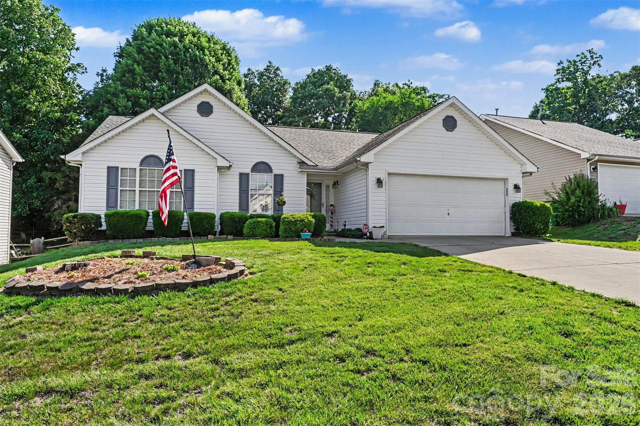 12323 Poplar Forest Drive Charlotte NC 28278