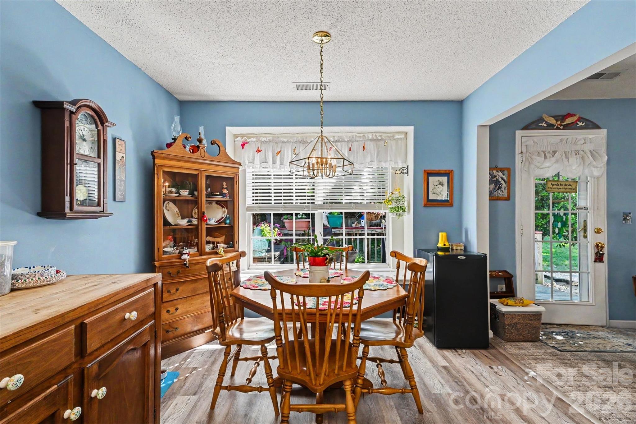 12323 Poplar Forest Drive Charlotte NC 28278