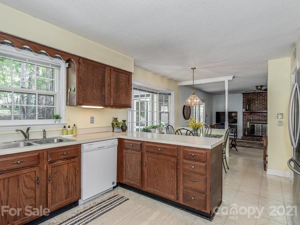 6322 Willow Run Drive Charlotte NC 28277