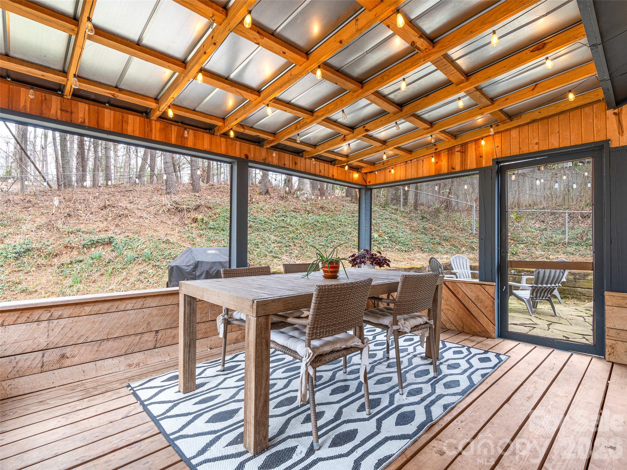 27 Brookcliff Drive Asheville NC 28804