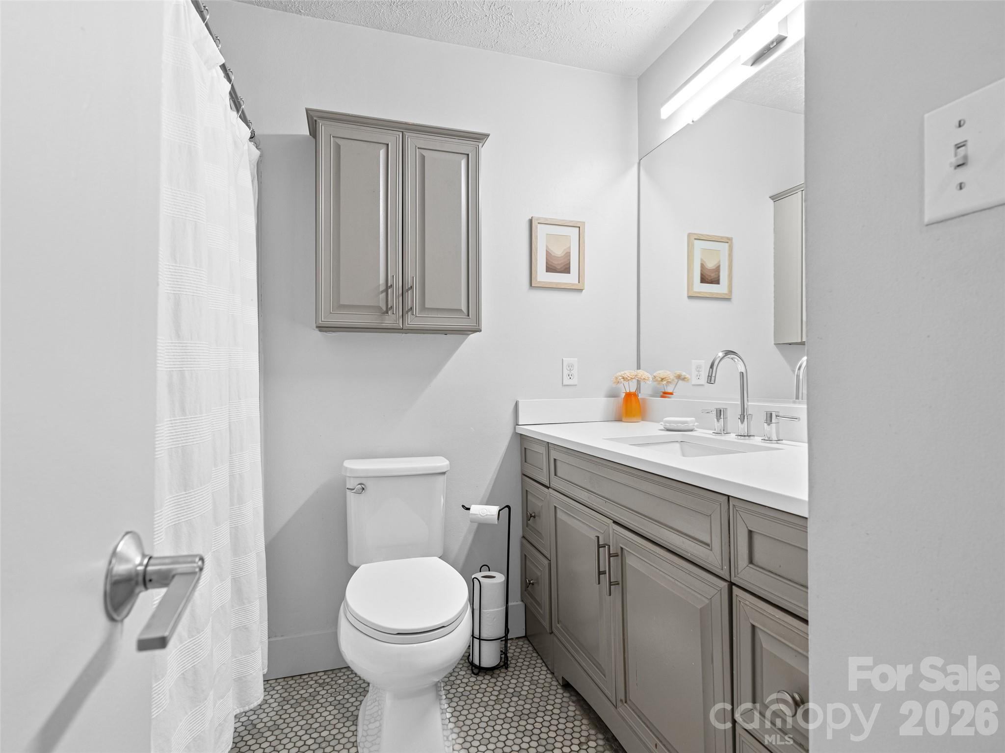 27 Brookcliff Drive Asheville NC 28804