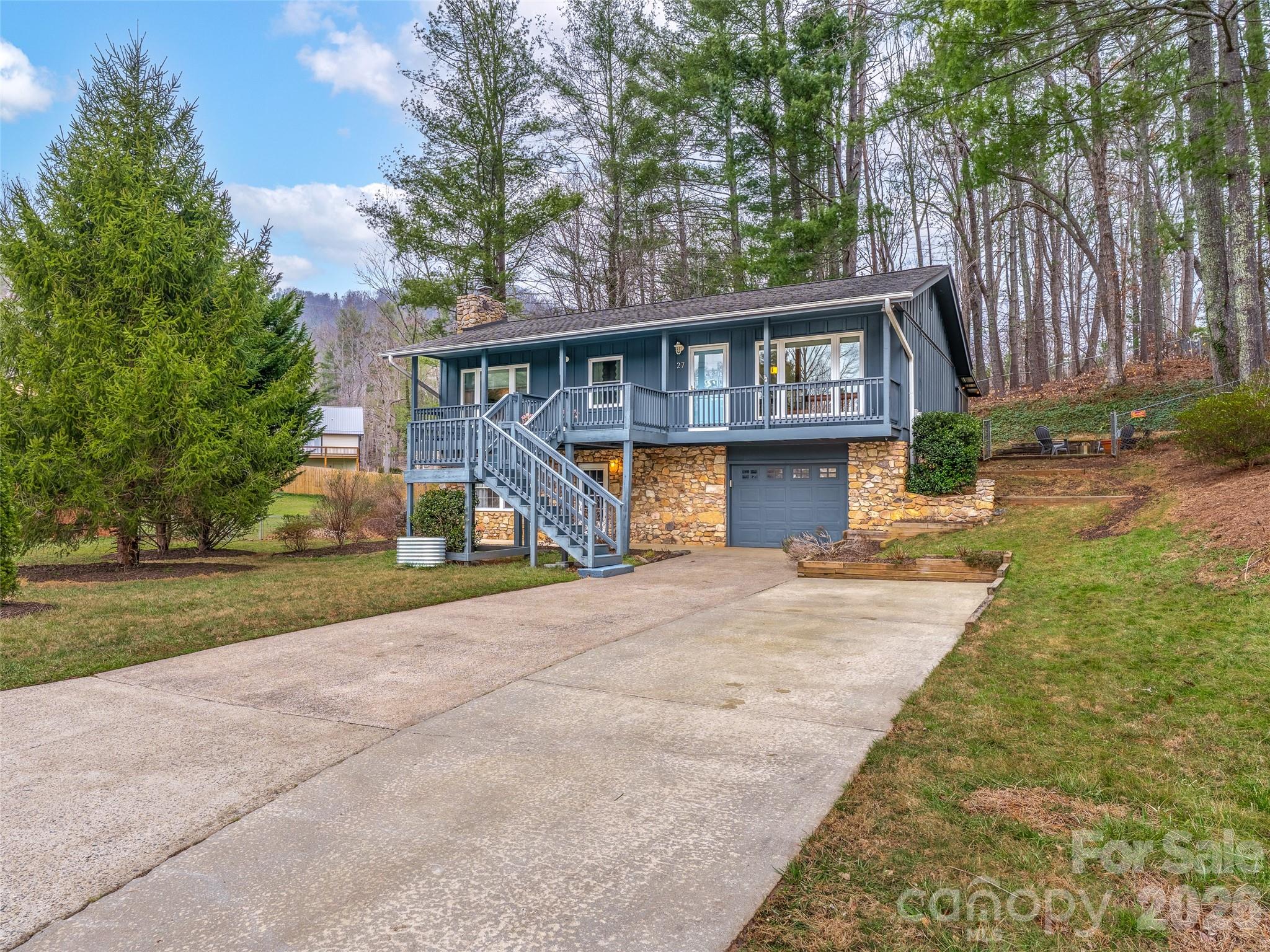 27 Brookcliff Drive Asheville NC 28804