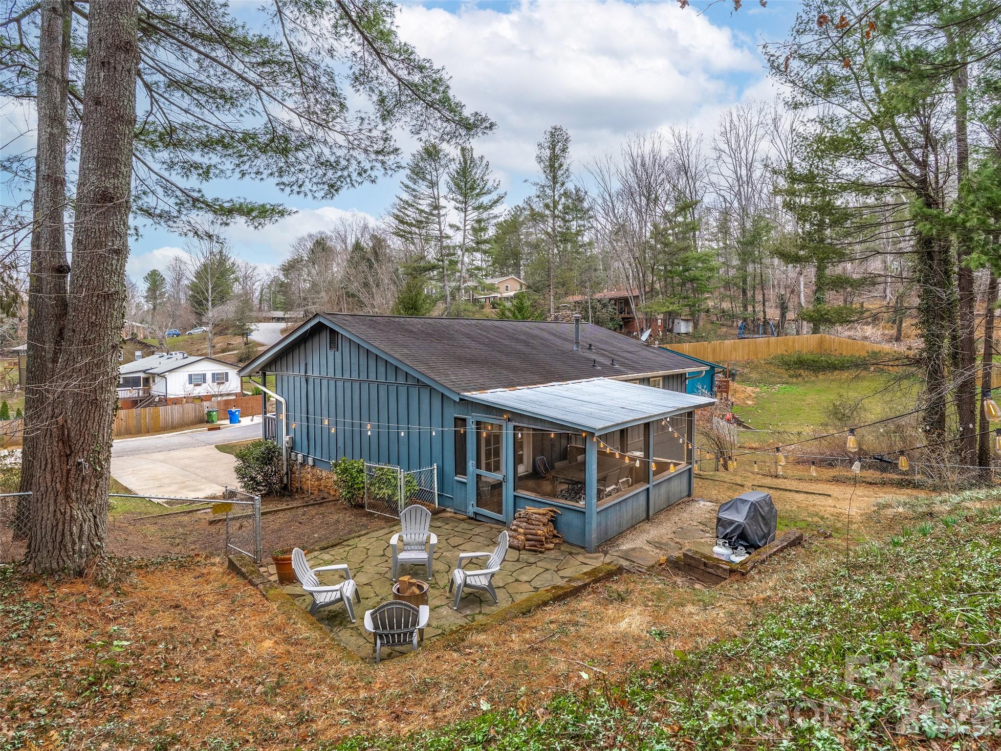 27 Brookcliff Drive Asheville NC 28804