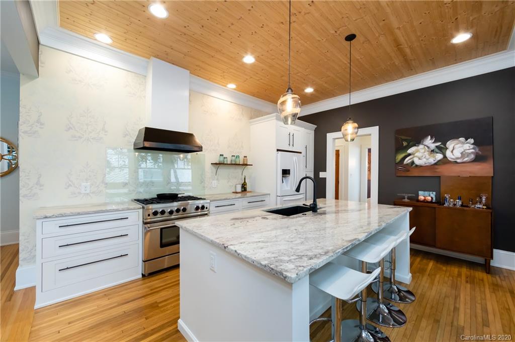 721 Hawthorne Lane Charlotte NC 28204