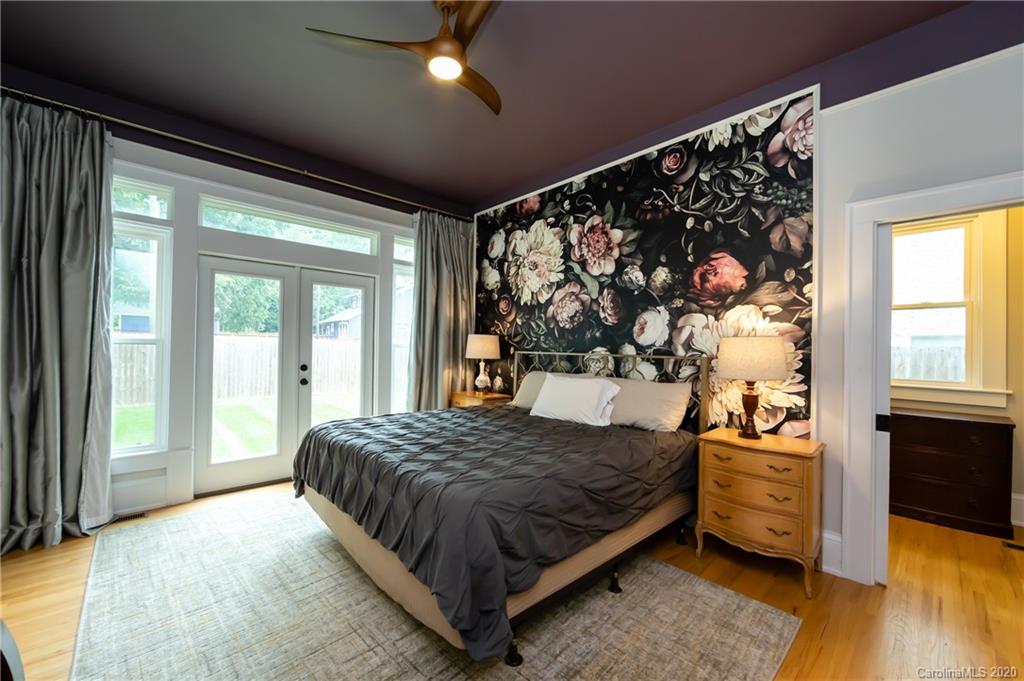 721 Hawthorne Lane Charlotte NC 28204