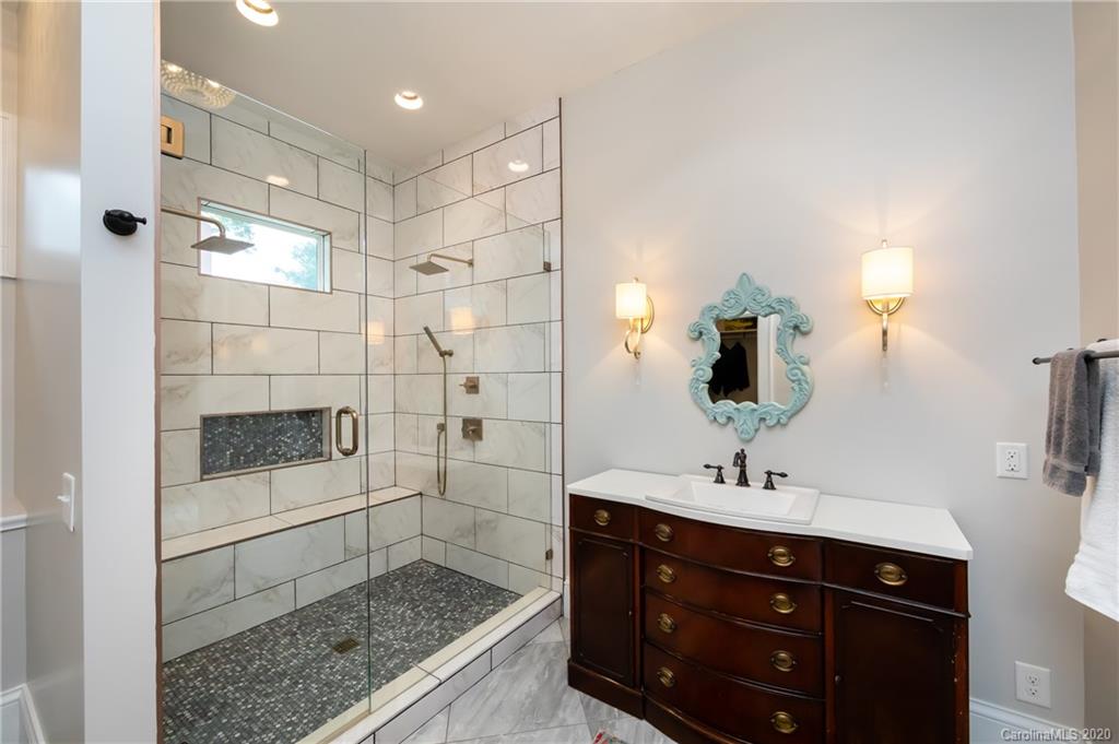 721 Hawthorne Lane Charlotte NC 28204