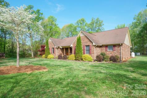 209 Frontier Circle China Grove NC 28023