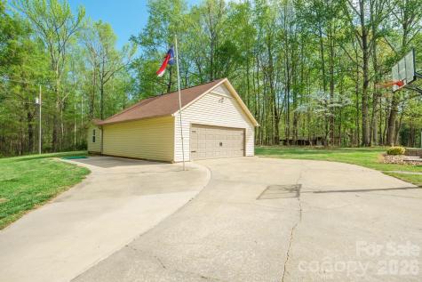 209 Frontier Circle China Grove NC 28023
