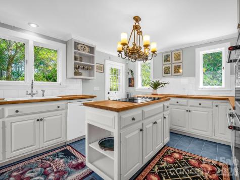 287 Pacolet Ridge Lane Tryon NC 28782