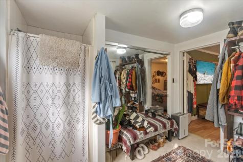 16 Sycamore Street Asheville NC 28804