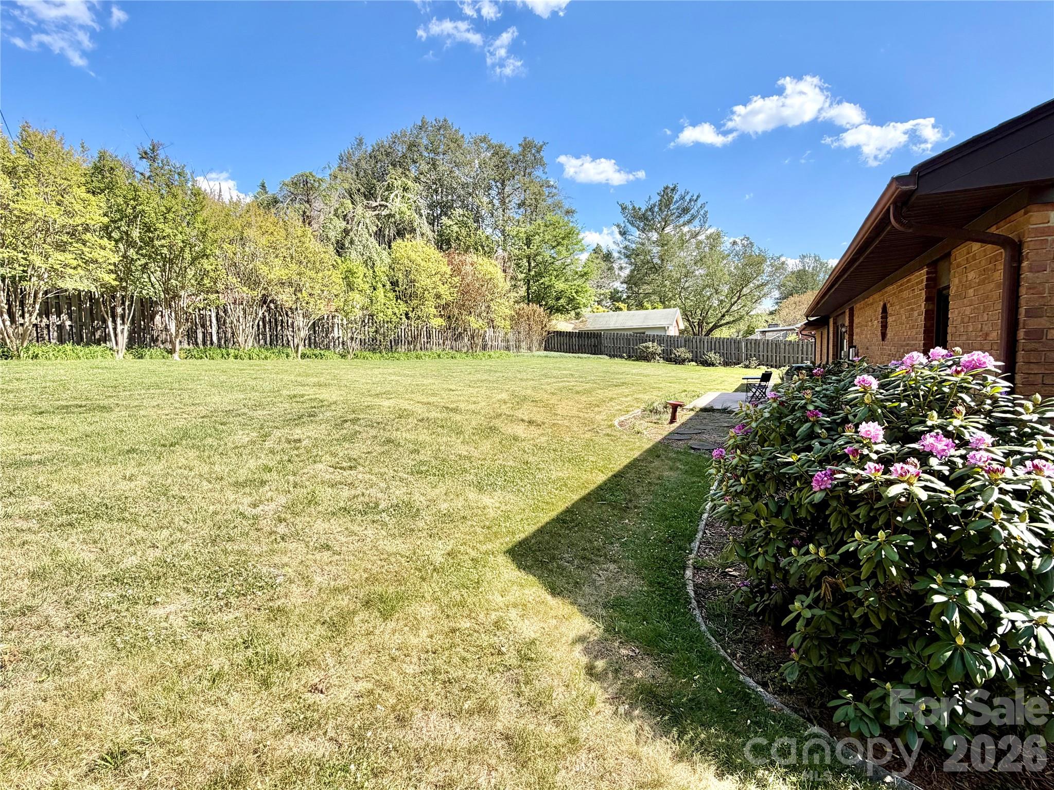 15 Pinedale Road Asheville NC 28805