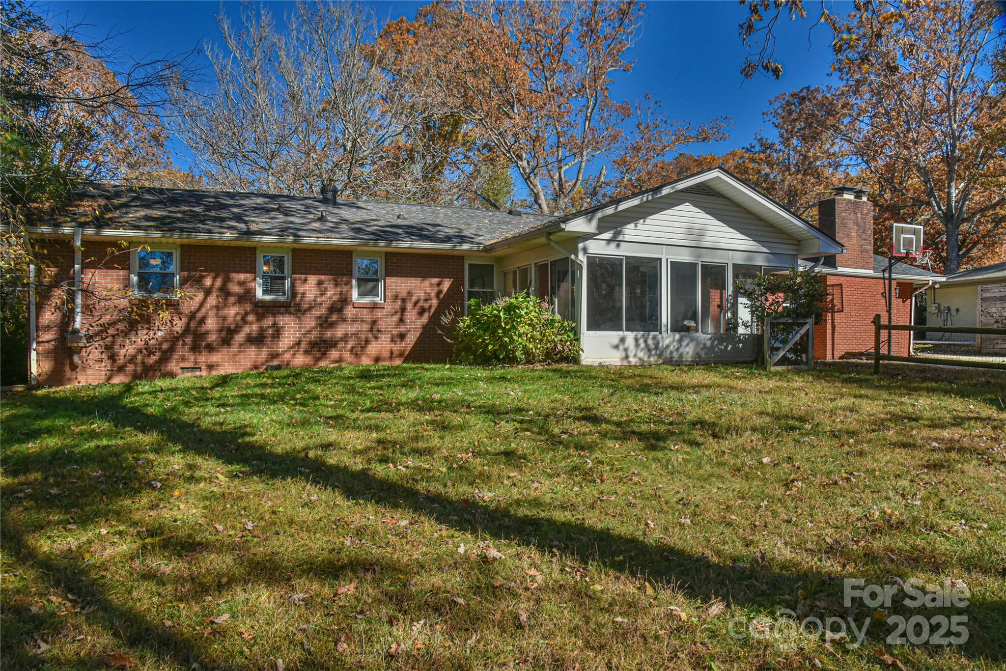 26 Bevlyn Drive Asheville NC 28803