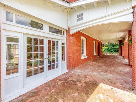 128 W End Street Chester SC 29706