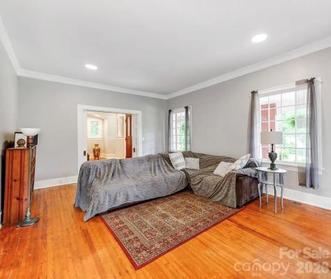 128 W End Street Chester SC 29706
