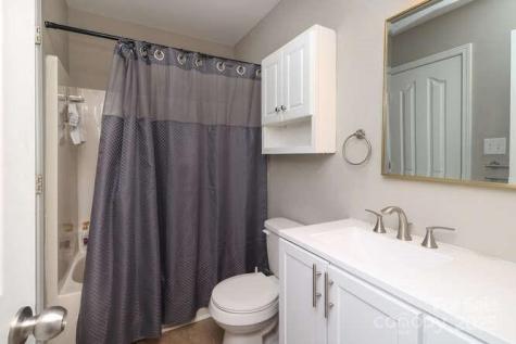1109 Triece Lane Charlotte NC 28215